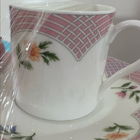 💕Tiffany & Co. Bouquet Cappuccino Set 💕 - Picture 7 of 9